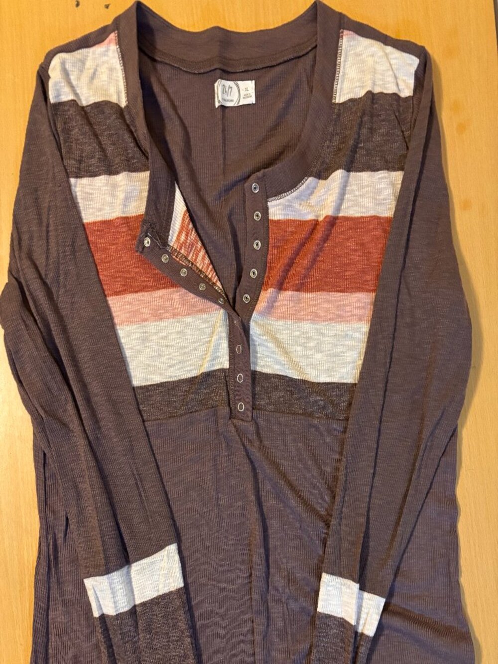 Maurices 24/7 Brown Striped Henley Top Women’s XL Long Sleeve